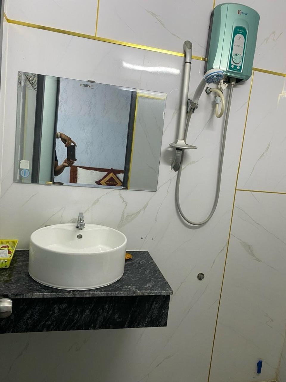 Duy Khang 2 Hotel Thành Pho Ho Chí Minh Esterno foto